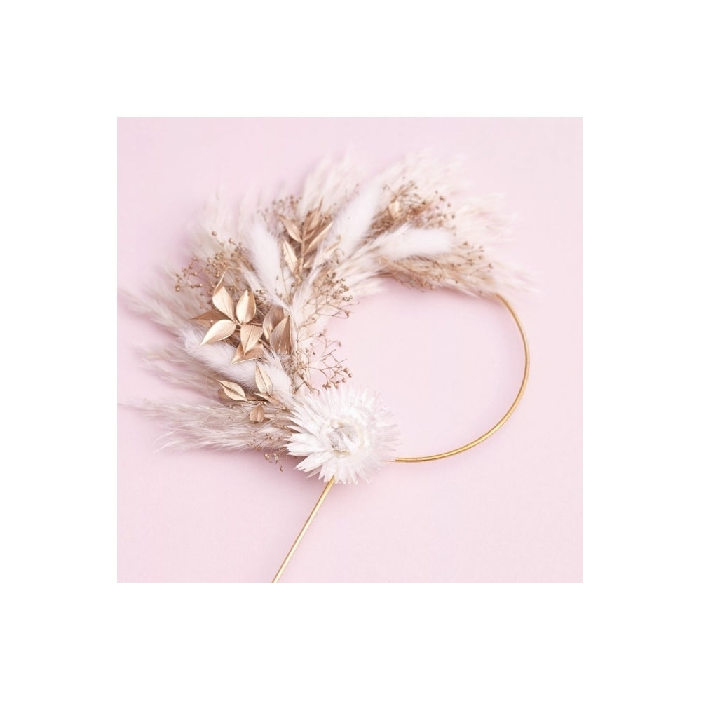 The Baked Studio Gold Dried Flower Ring 10cm (With Stem)