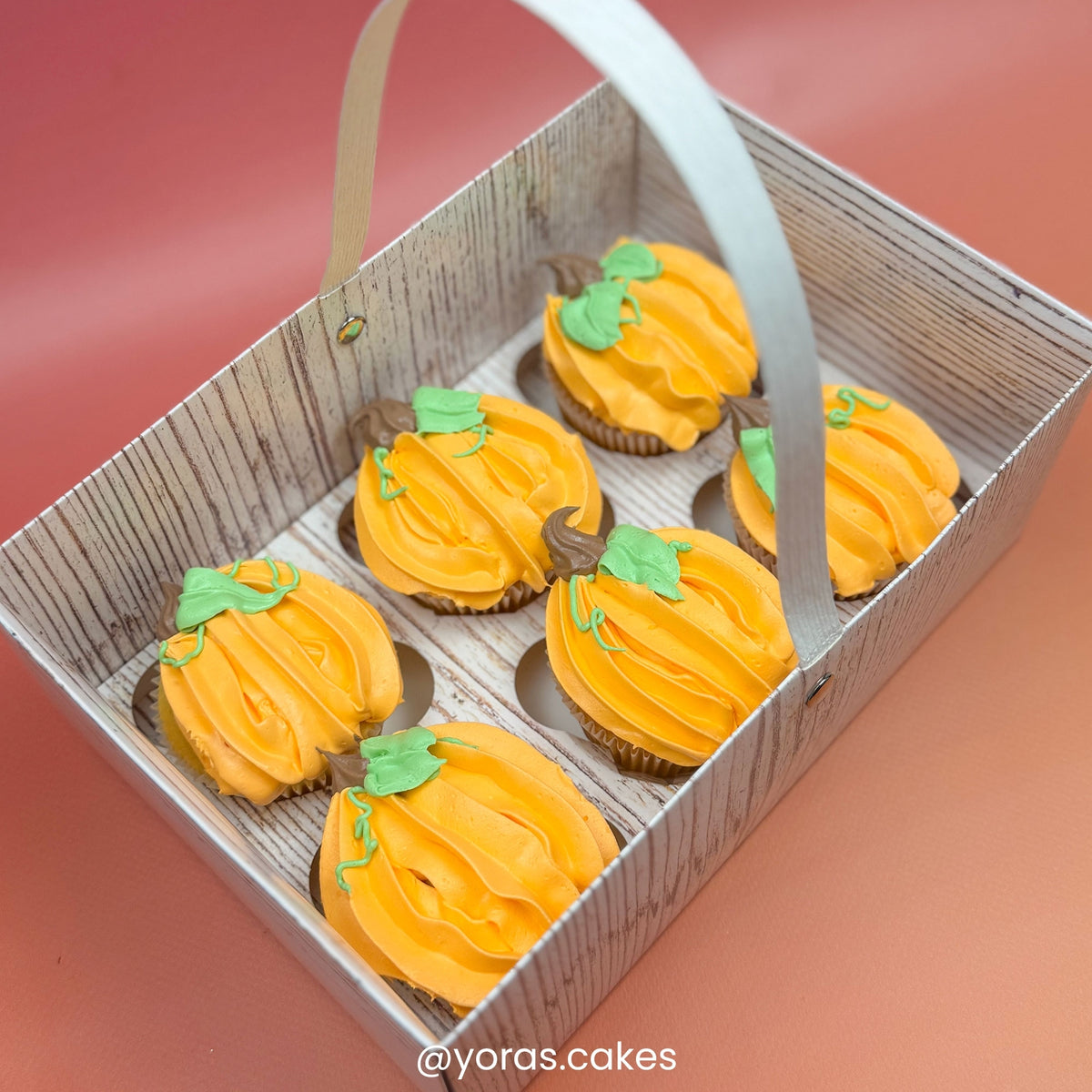 Simply Making Holds 6 Wood Effect Cupcake Box With Handle