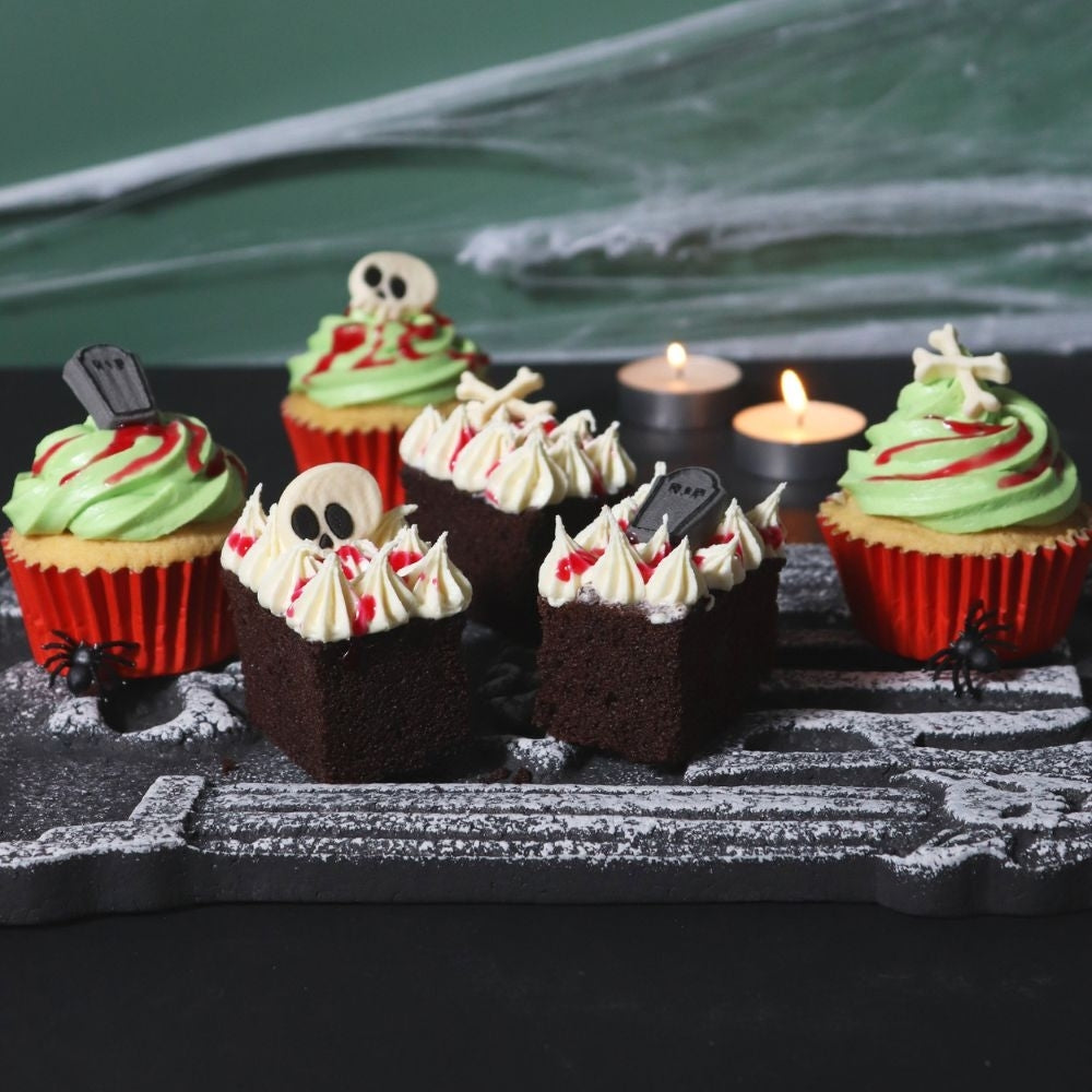 PME Grisly Graveyard Halloween Cupcake Decorating Kit