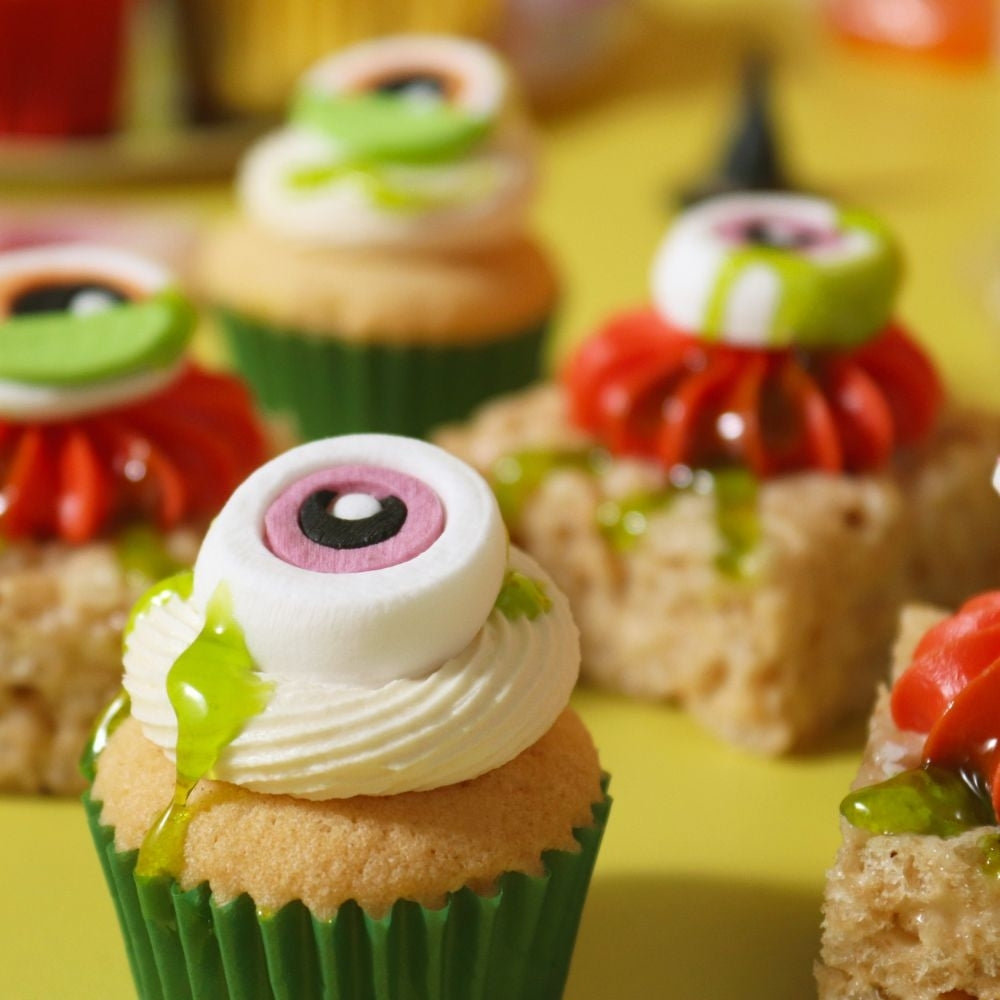PME Slime Monster Halloween Cupcake Decorating Kit