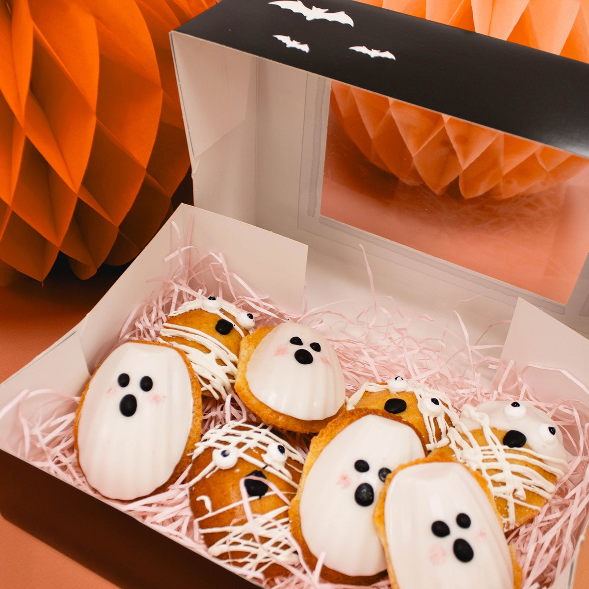 Simply Making Halloween Bat Satin Cupcake Box