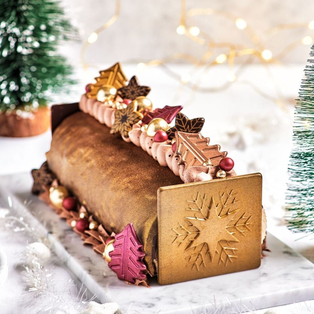 FunCakes Festive Star Chocolate Decorations Set Of 7