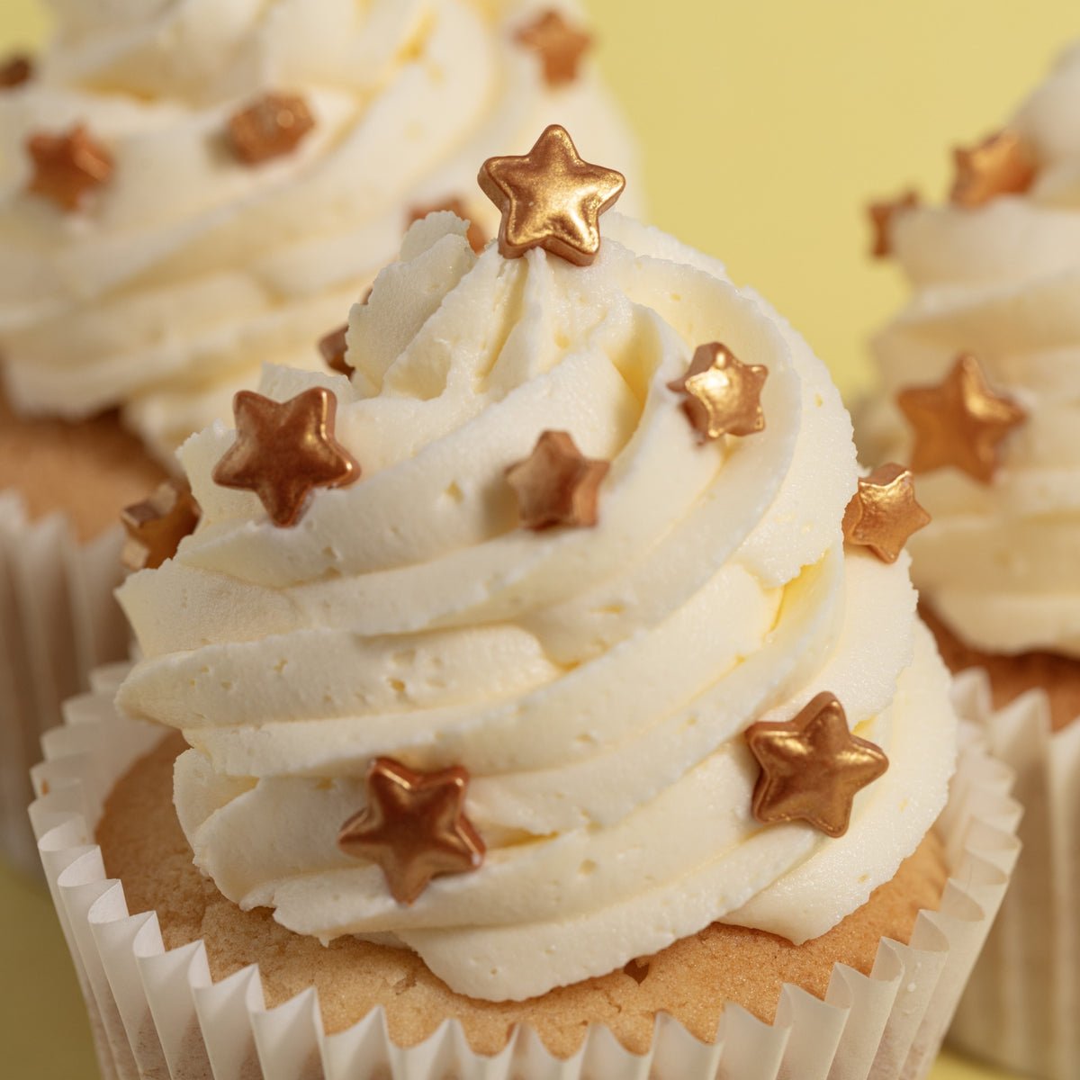 PME Gold Stars Sprinkle Charms 25g