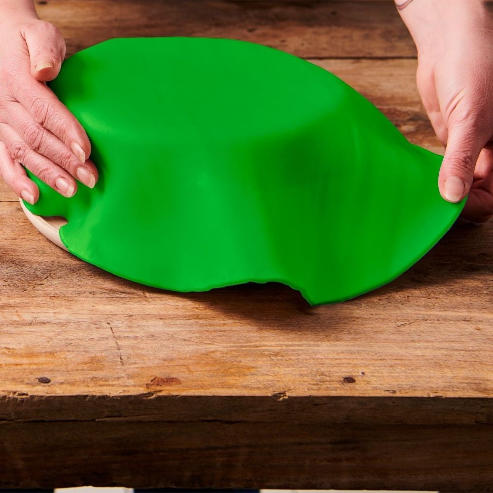 FunCakes Spring Green Ready Rolled Sugarpaste Disc