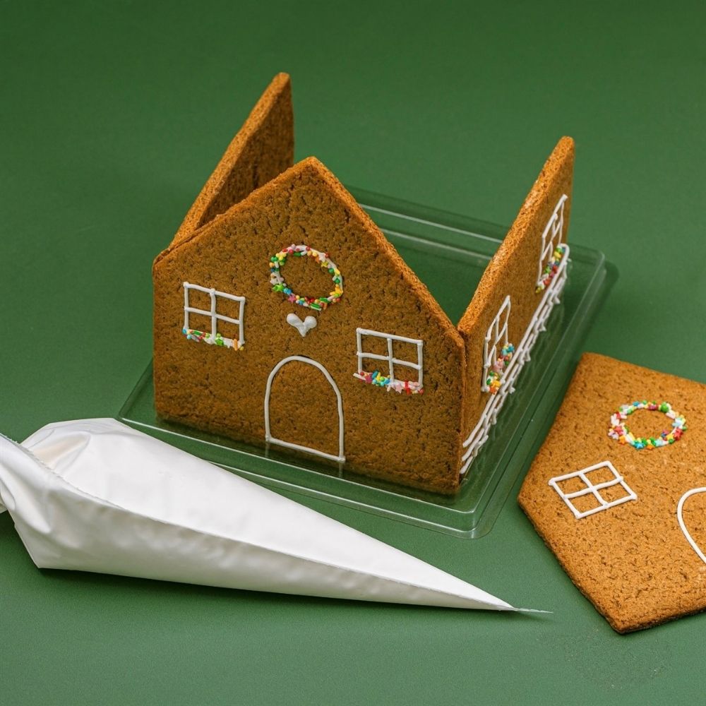 PME Ready To Build Gingerbread House Kit