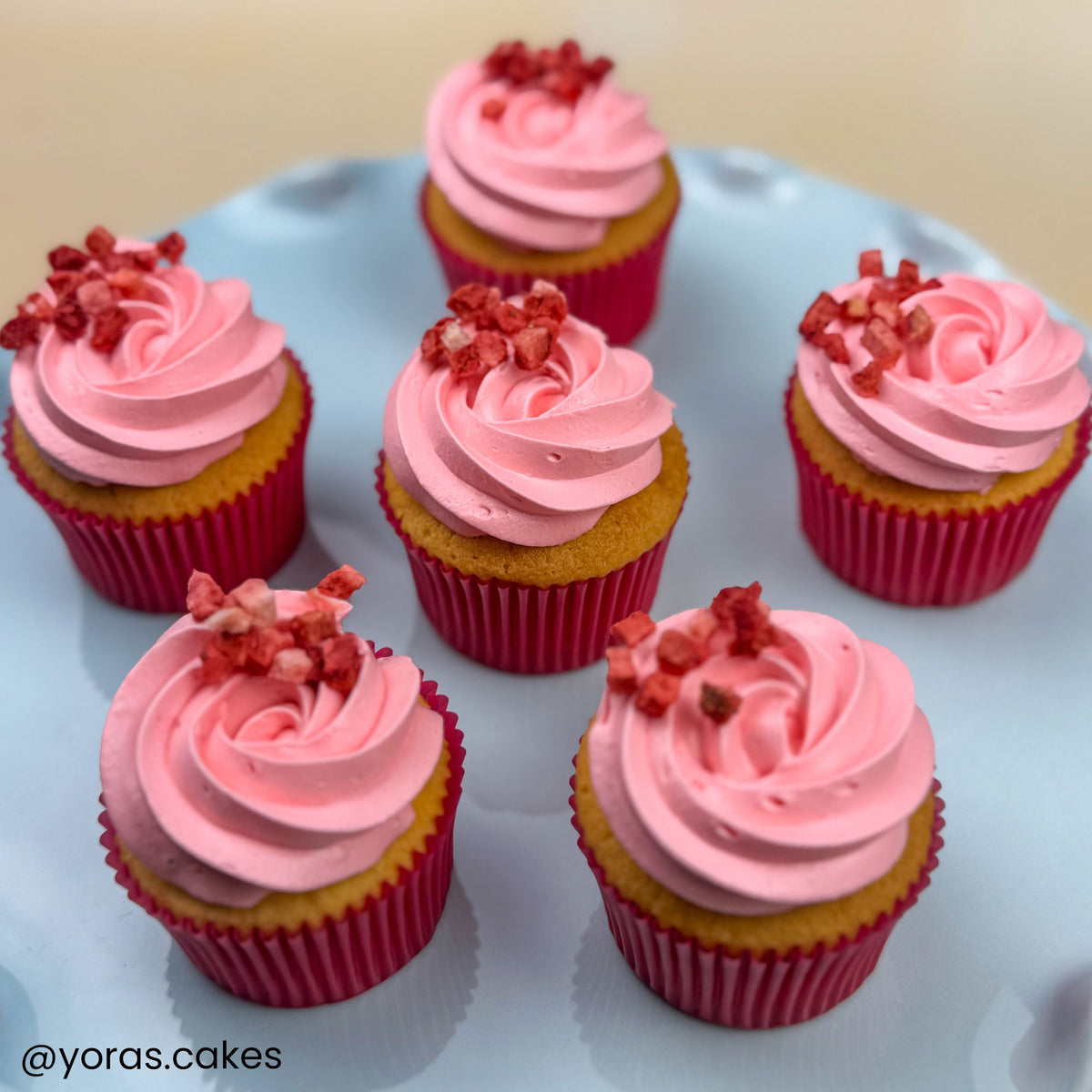 FunCakes Enchanted Cream Strawberry Mix