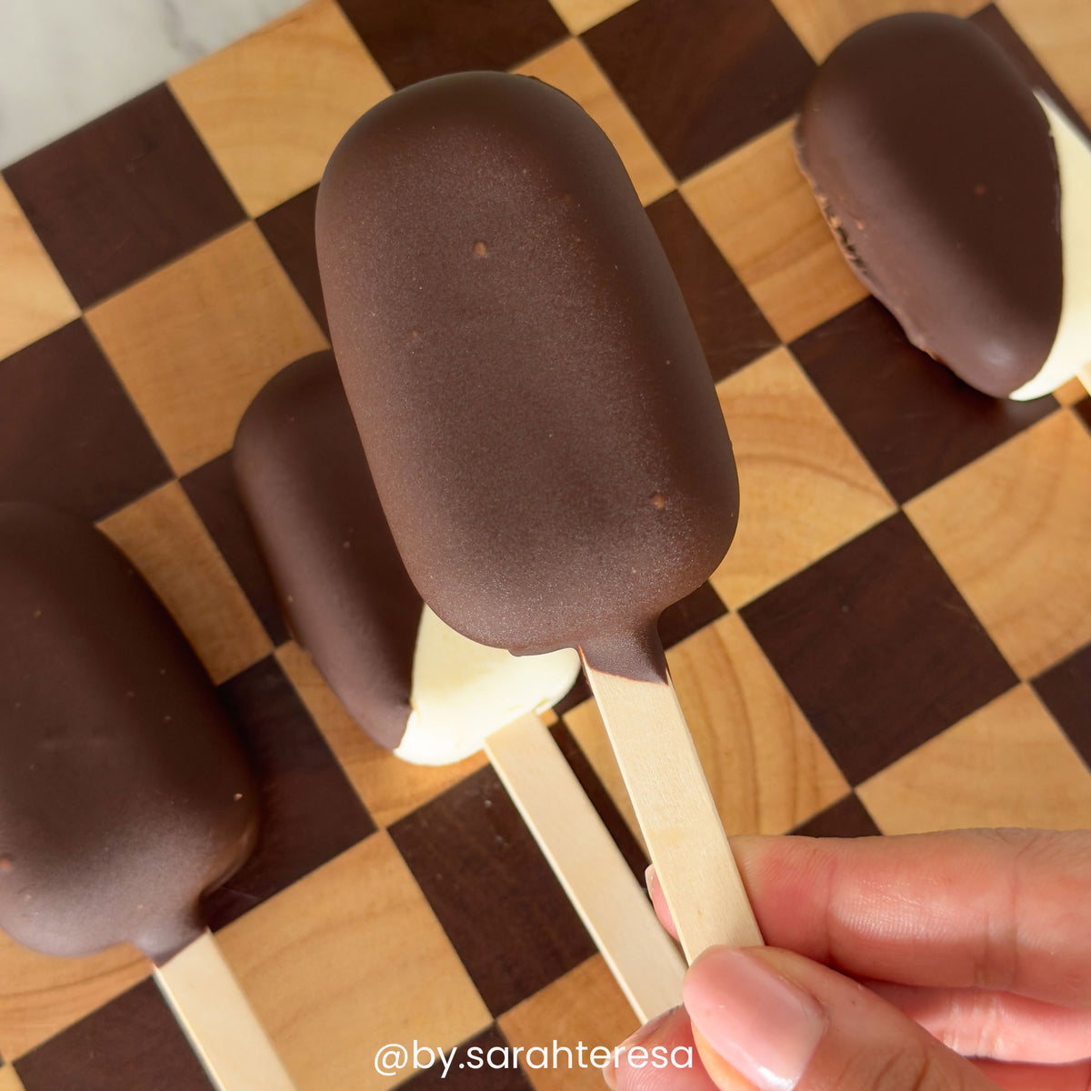Choctastique Dark Chocolate Buttons 53%
