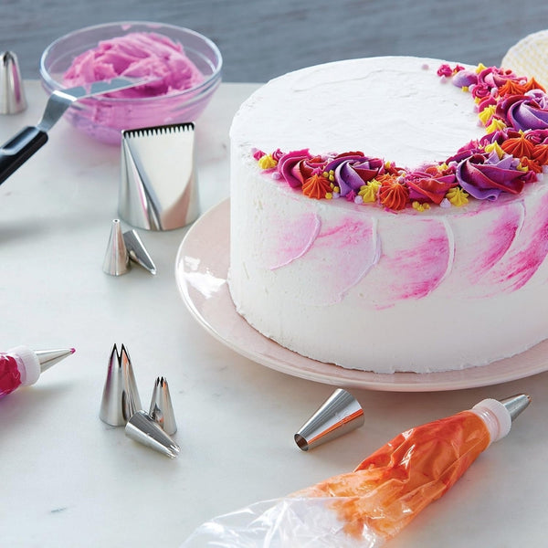 Wilton How To Decorate Cakes & Desserts Kit (39 Piece)