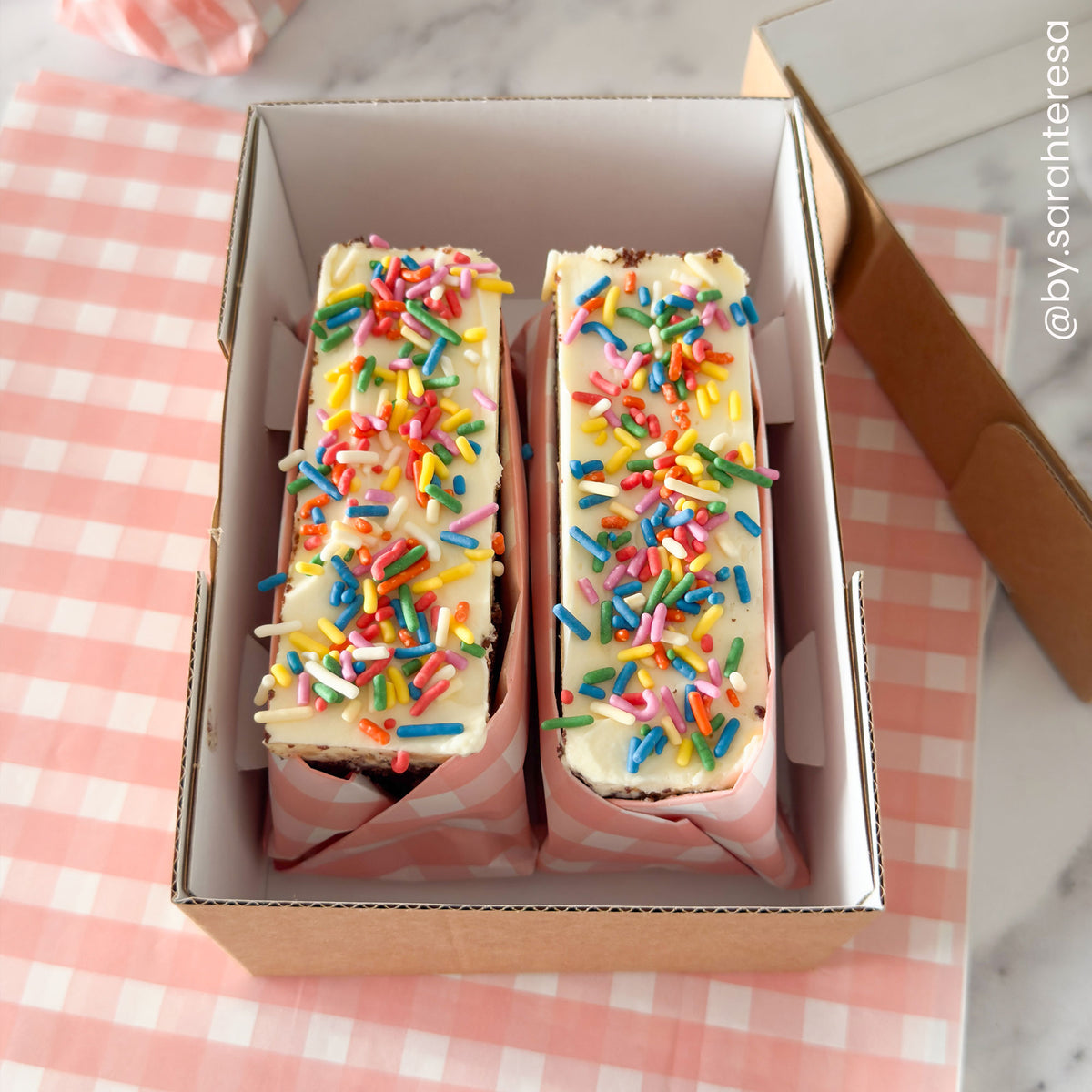 Simply Making Pink Gingham Printed Greaseproof Liners x 50