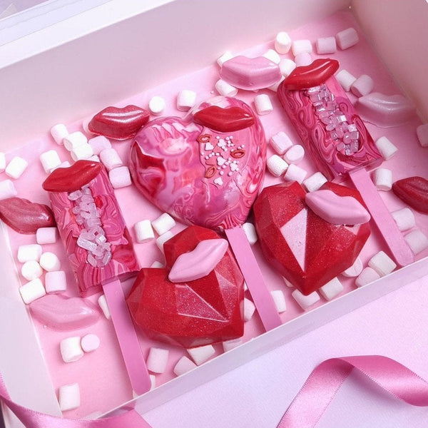 Valentine’s Cakesicles